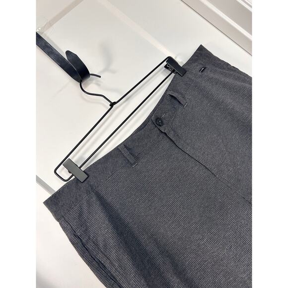 Travis Mathew Men's‎ Check Flat Front Chino Shorts Golf Outdoor Gray Size 38 - Picture 2 of 11